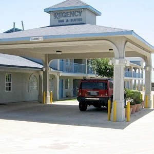 Regency Inn And Suites San Antonio Exterior photo